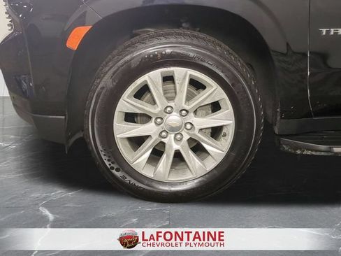 Used 2024 Chevrolet Tahoe Premier AWD/4WD image 33