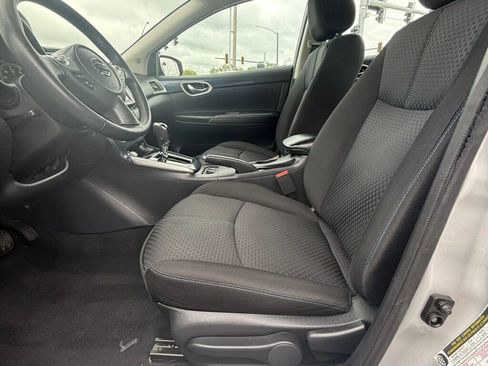 Used 2019 Nissan Sentra SR w/ Exterior Package FWD image 22