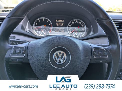 Used 2014 Volkswagen Passat 2.5 SE image 23