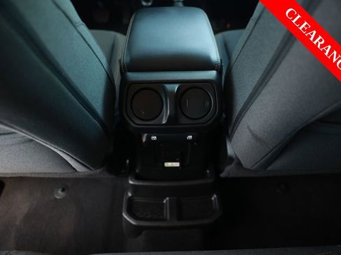 Used 2025 Jeep Wrangler Unlimited Sahara w/ Safety Group AWD/4WD image 33
