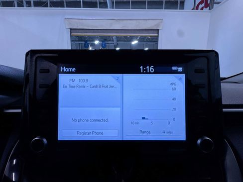 Used 2022 Toyota Corolla Cross LE w/ Moonroof Package FWD image 16