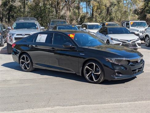 Used 2022 Honda Accord Sport image 2