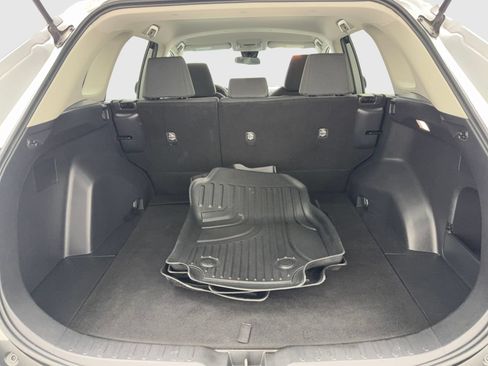 Used 2022 Toyota RAV4 LE FWD image 48