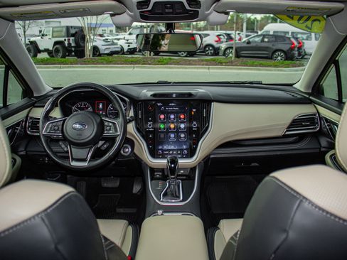 Used 2022 Subaru Outback Limited image 29