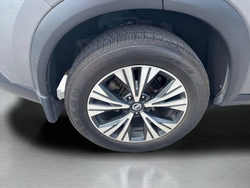 Used 2021 Nissan Rogue SV AWD/4WD image 33