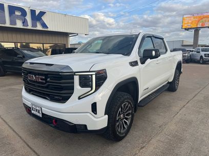 Used 2022 GMC Sierra 1500 AT4 w/ AT4 Premium Package