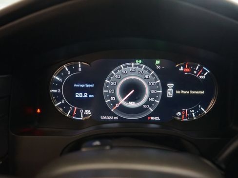 Used 2018 Cadillac Escalade Luxury AWD/4WD image 38