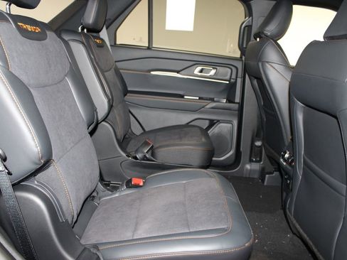 New 2026 Ford Explorer Tremor AWD/4WD image 33