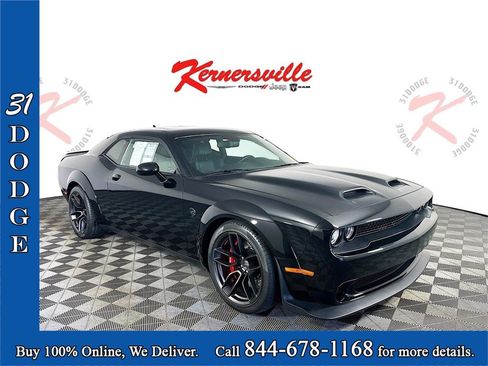 Used 2023 Dodge Challenger SRT Hellcat image 1