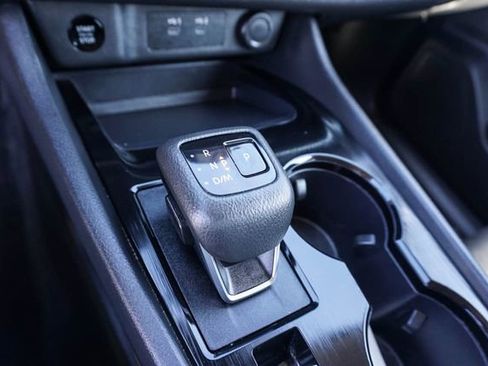 Used 2024 Nissan Rogue SV AWD/4WD image 19