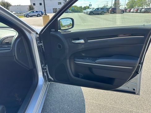 Used 2022 Chrysler 300 S RWD image 18