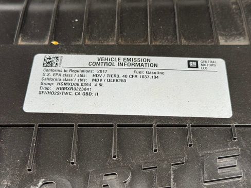 Used 2017 Chevrolet Express 2500 image 33