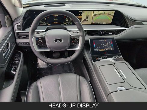 Used 2025 INFINITI QX80 Sensory AWD/4WD image 13