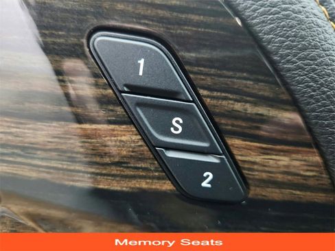 Used 2022 Chrysler Pacifica Pinnacle image 36