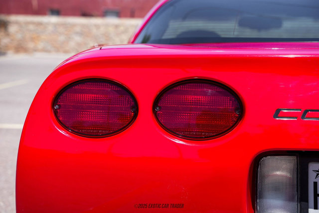 Used 1999 Chevrolet Corvette Coupe w/ Memory Pkg RWD image 79