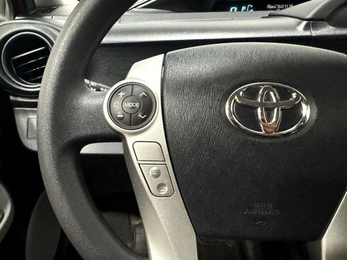 Used 2014 Toyota Prius C Four image 22