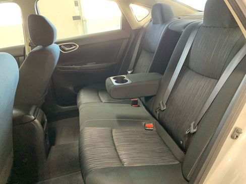 Used 2019 Nissan Sentra SV w/ Special Edition Package image 21