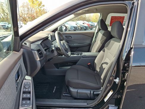 Certified 2023 Nissan Rogue S image 15