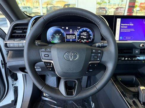 New 2026 Toyota Crown XLE image 19