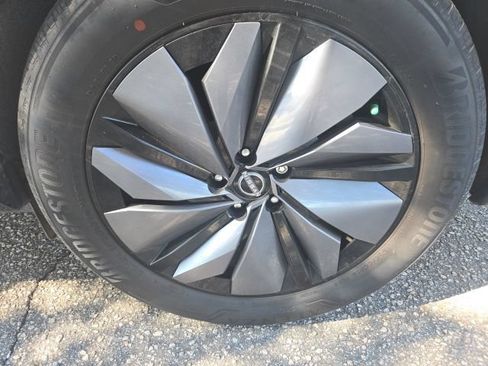 Certified 2023 Nissan Ariya FWD image 10