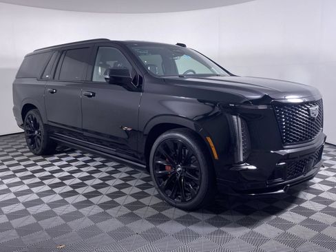 New 2026 Cadillac Escalade ESV V w/ LPO, ONYX Package AWD/4WD image 22