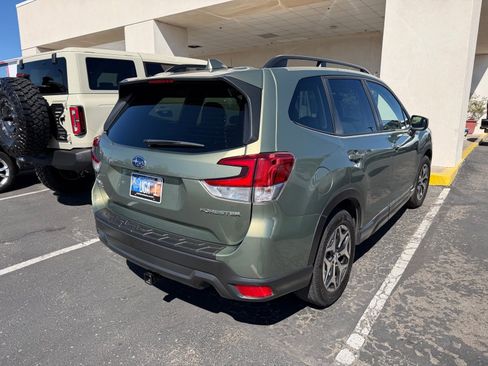 Used 2021 Subaru Forester Premium w/ Popular Package #1 image 9