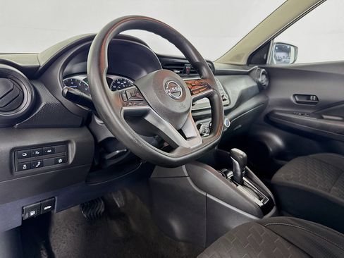 Used 2022 Nissan Kicks S image 22