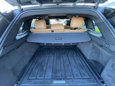 Used 2019 Land Rover Range Rover Sport HSE Dynamic image 10