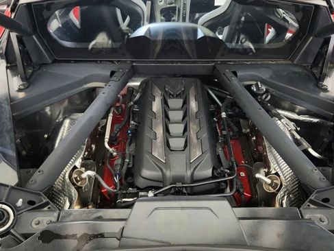 Used 2025 Chevrolet Corvette Stingray Coupe w/ 1LT image 36