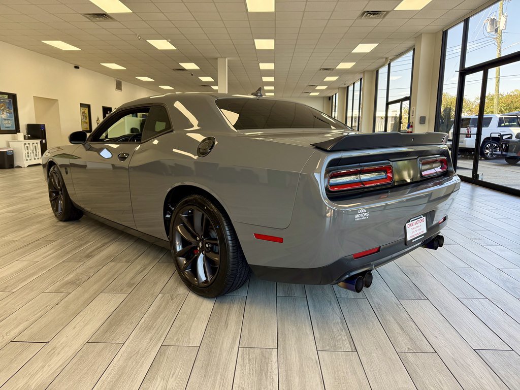 Used 2019 Dodge Challenger R/T Scat Pack w/ Plus Package RWD image 7