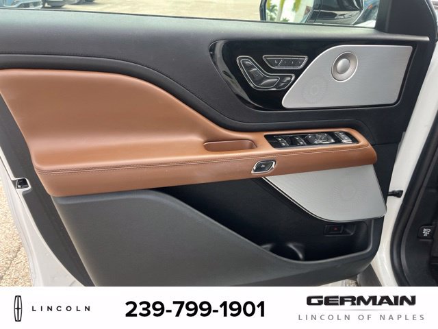 Used 2021 Lincoln Aviator Grand Touring w/ Equipment Group 302A AWD/4WD image 12