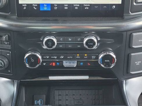 Used 2024 Ford F150 Platinum w/ FX4 Off-Road Package AWD/4WD image 17