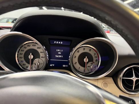 Used 2013 Mercedes-Benz SLK 350 image 34
