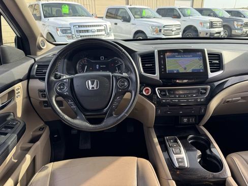 Used 2016 Honda Pilot Touring image 26