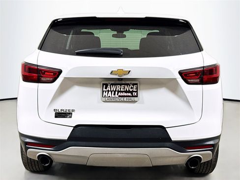 Used 2023 Chevrolet Blazer LT w/ Driver Confidence Package image 5