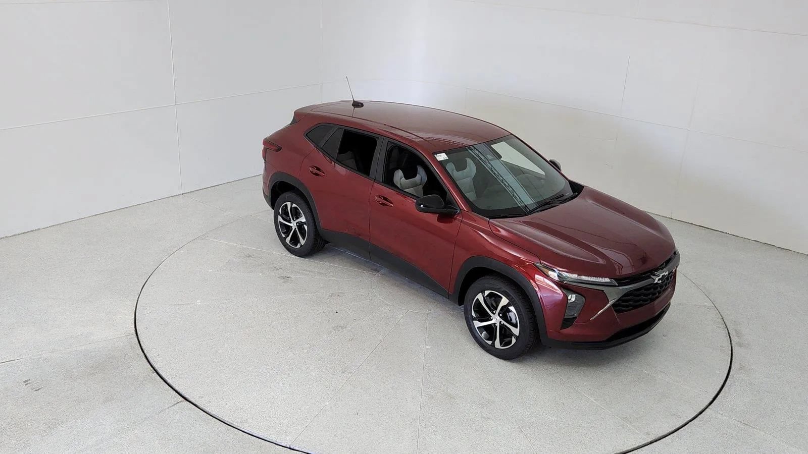 Used 2025 Chevrolet Trax RS w/ Driver Confidence Package FWD image 13