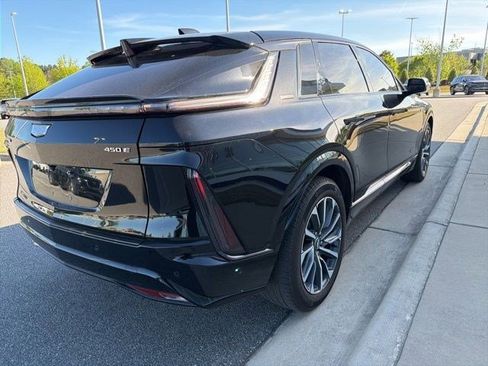 Used 2024 Cadillac Lyriq Sport image 5