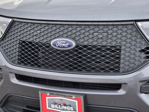 Used 2024 Ford Explorer XLT image 37