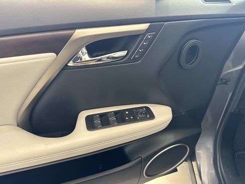 Certified 2022 Lexus RX 350 FWD w/ Premium Package image 19