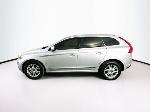 Used 2016 Volvo XC60 T5 Premier w/ Proximity Package image 4