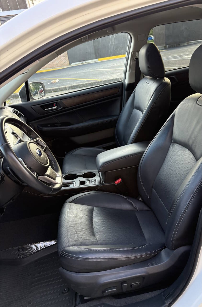 Used 2018 Subaru Outback 2.5i Limited AWD/4WD image 6