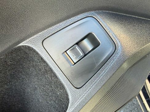 Certified 2024 Volkswagen Tiguan SE AWD/4WD image 13