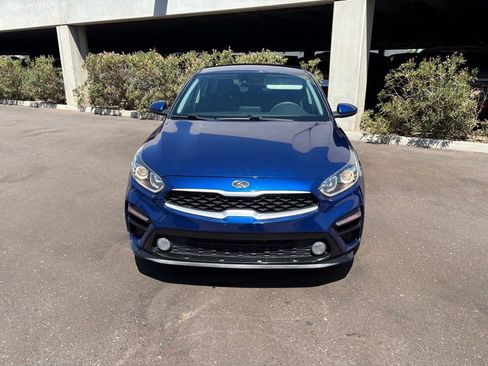 Used 2019 Kia Forte LXS FWD image 2