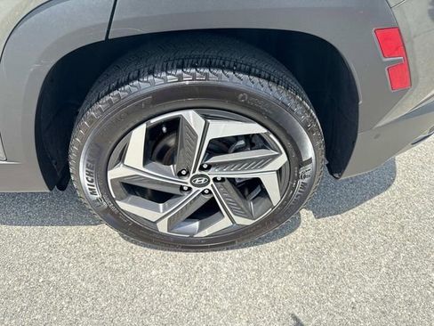 Used 2022 Hyundai Tucson Limited image 17