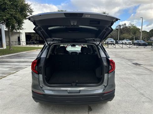 Used 2020 GMC Terrain SLE image 21