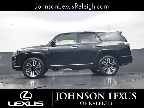 Used 2023 Toyota 4Runner Limited image 21