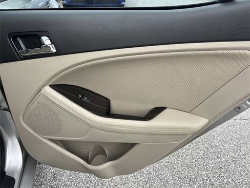 Used 2013 Kia Optima EX image 17