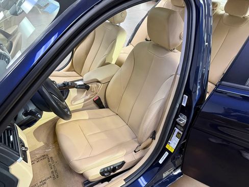 Used 2015 BMW 328i Sedan RWD image 11
