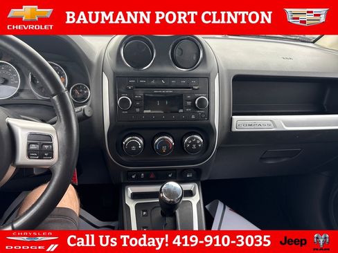 Used 2016 Jeep Compass High Altitude AWD/4WD image 17