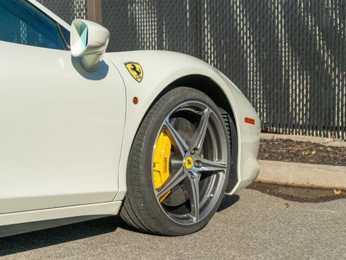 Used 2015 Ferrari 458 Italia Coupe image 14